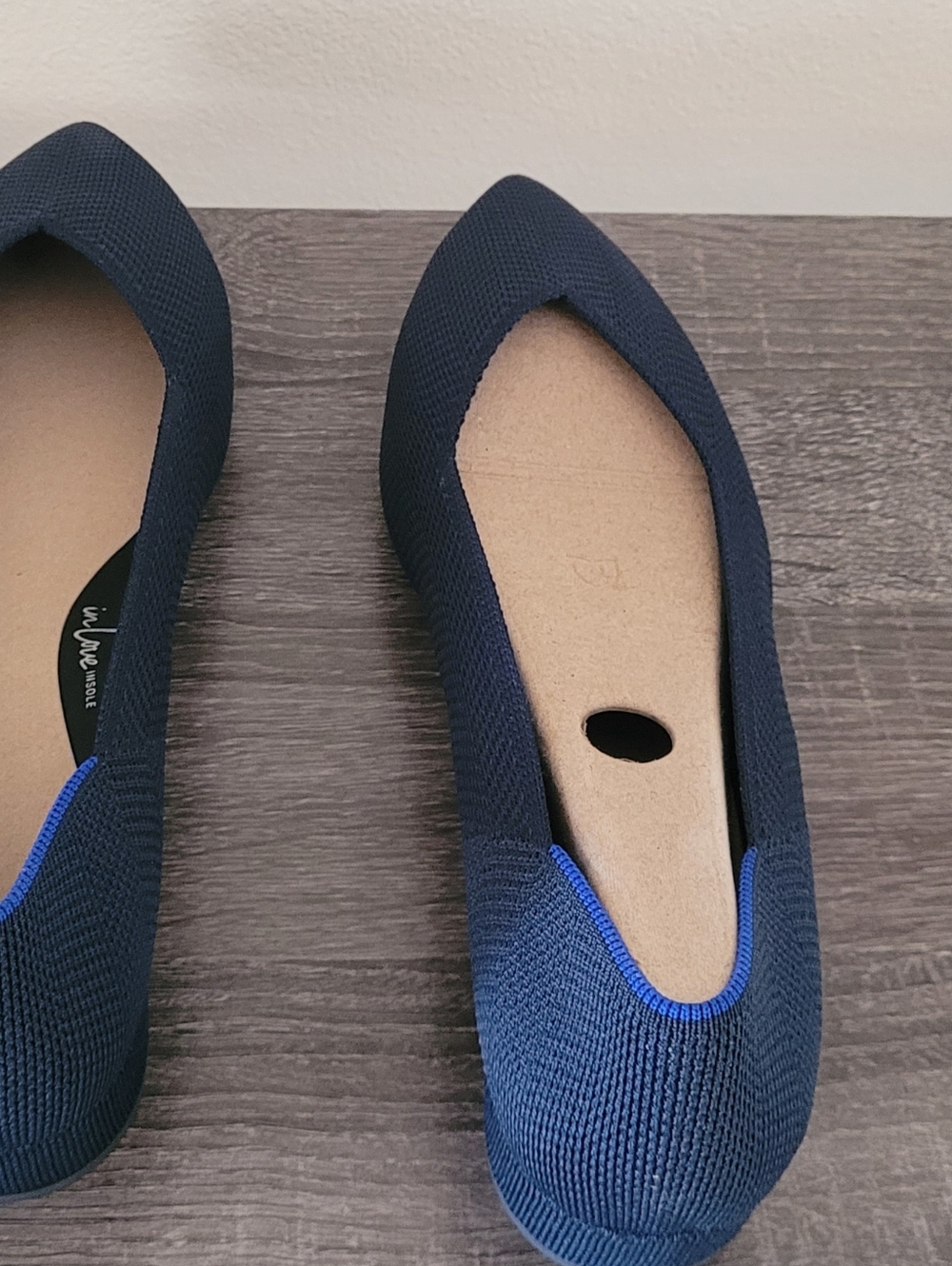 ROTHY’S The High Point Heeled Shoe | Navy Herringbone NWT size 12.5 - Picture 2 of 8